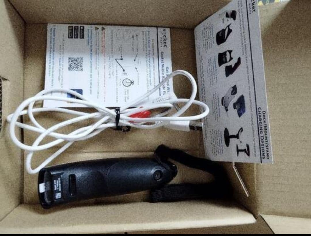 美品（3ヶ月使用）ソケットモバイル　バーコードリーダー　S700　ホワイト