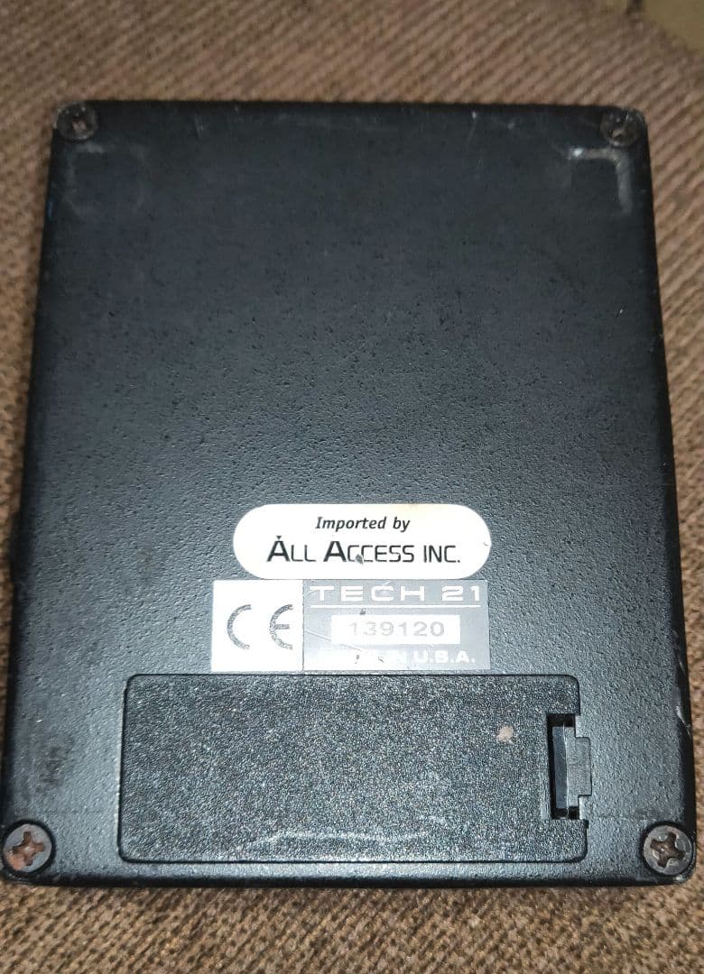 Tech21 SansAmp GT2　エレキギター　エフェクター