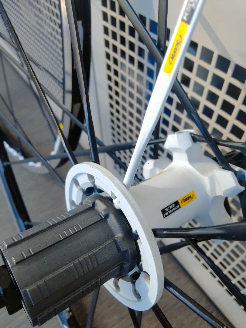 MAVICマビック　キシリウムSLS　シマノ10,11sクリンチャー