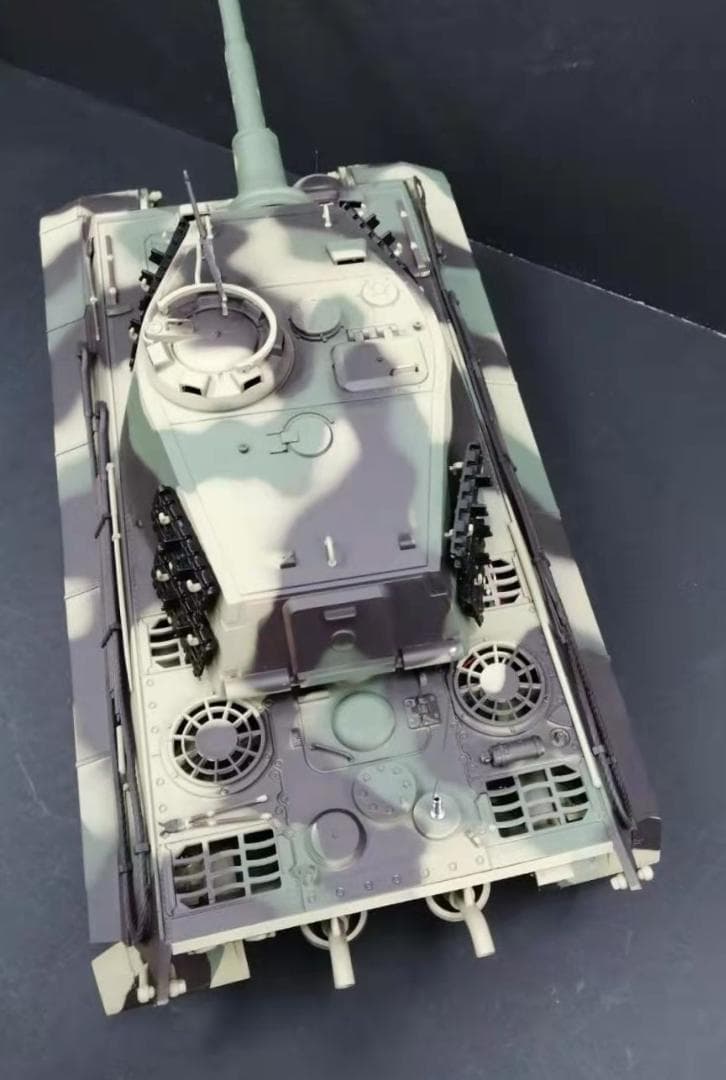 1/16戦車ラジコン　独キングタイガー　ヘンロン基盤7.0　3888A-1