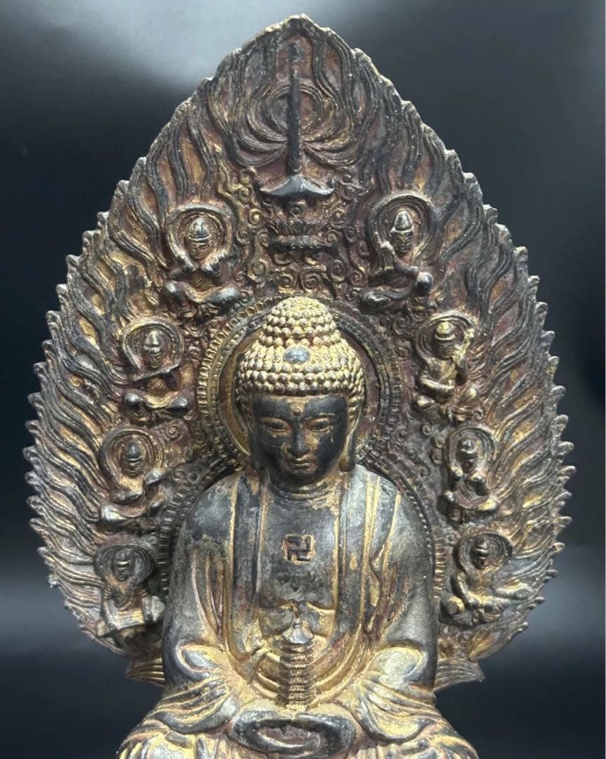 銅製　仏像 細かい彫刻　お釈迦様 釈迦如来