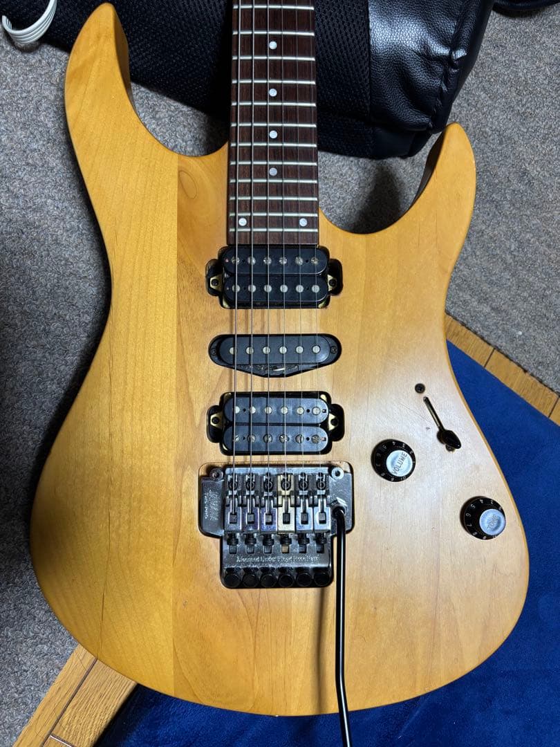 ESP YAMAHA エレキギター　フロイドローズ