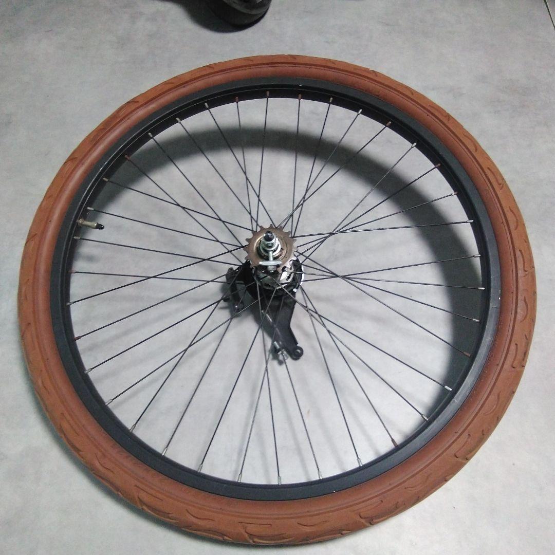 26インチタイヤ、SHIMANOホイール