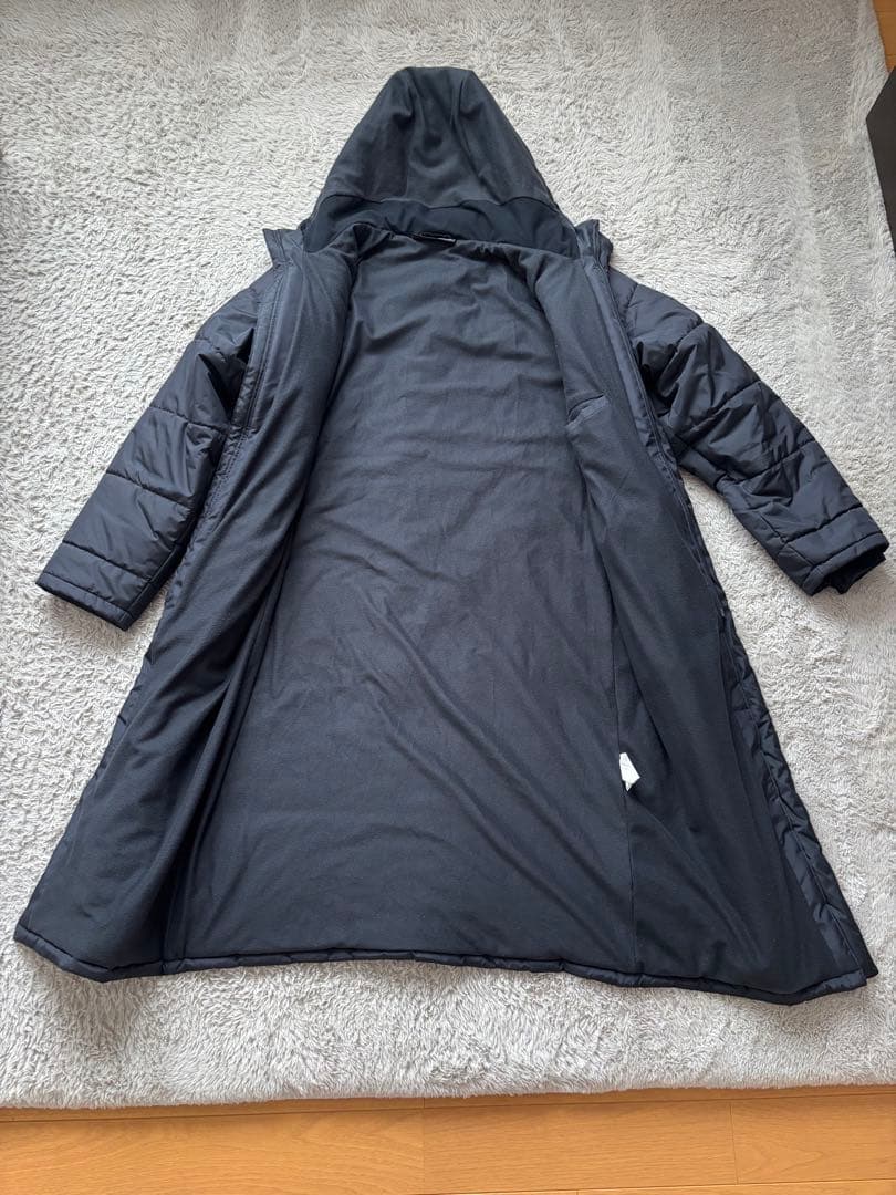 Under Armour ベンチコート