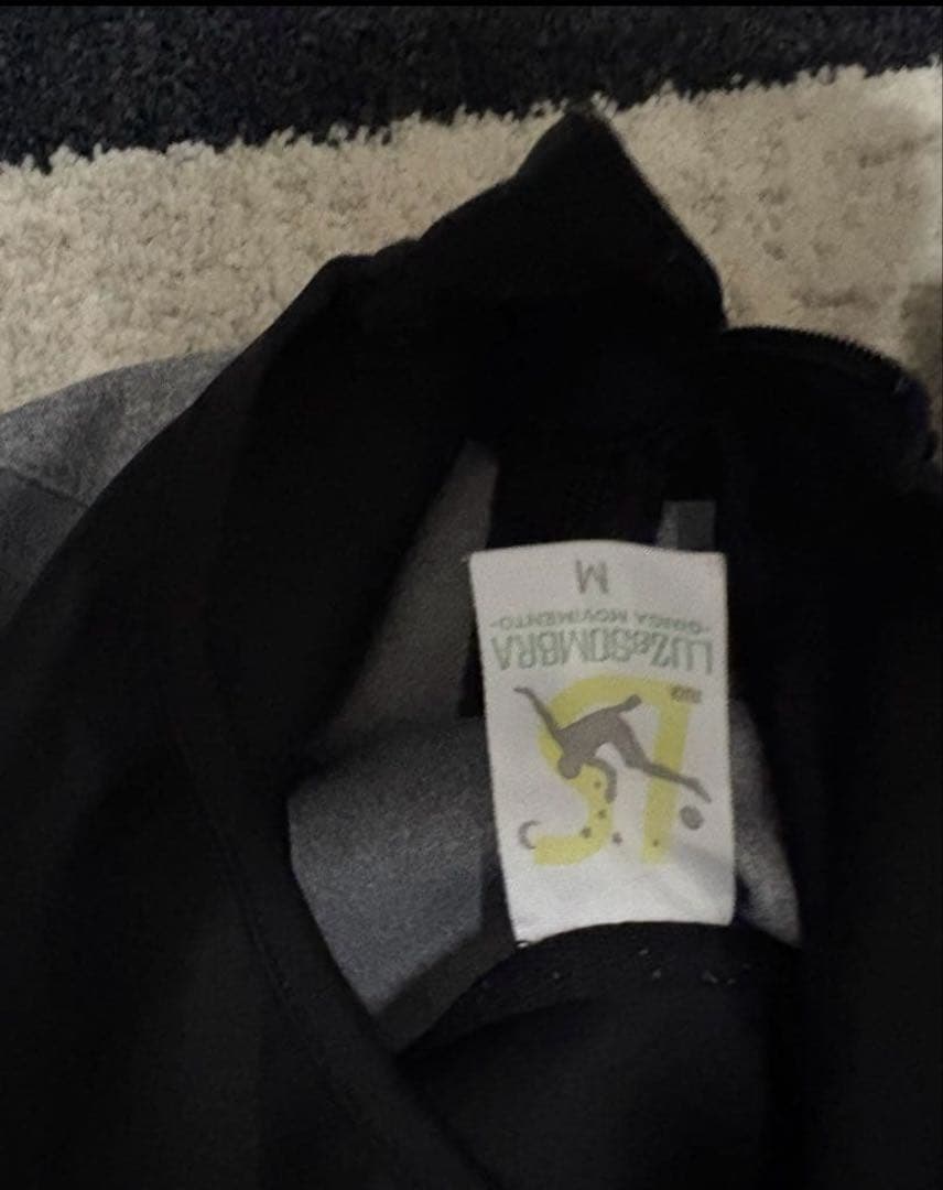 FUTEBOLISTA フード付きジャケット 、ズボンmサイズ 上下