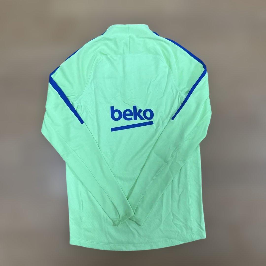 NIKEバルセロナトレーニングウェア上下 気分で値段変わります