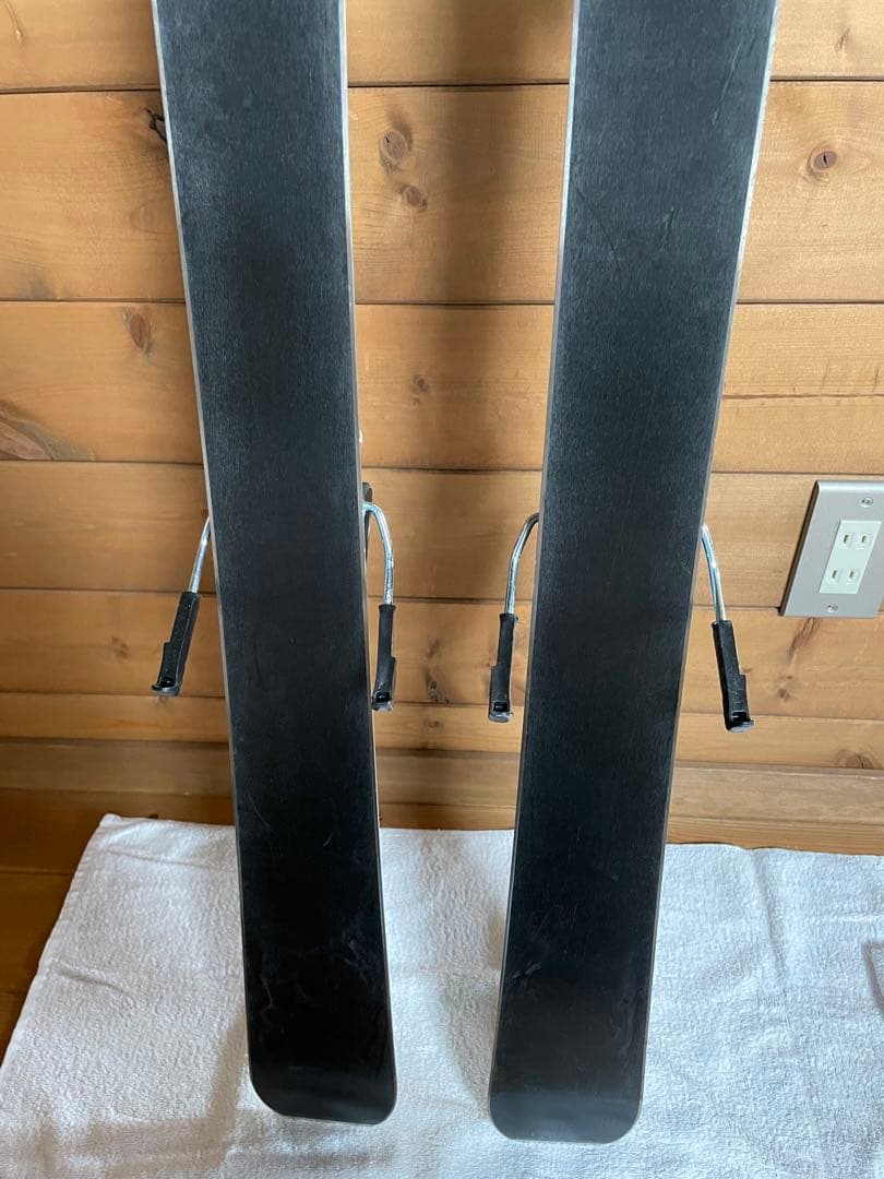 スワロースキー ロタシオン 147cm スキー板　ビンディング