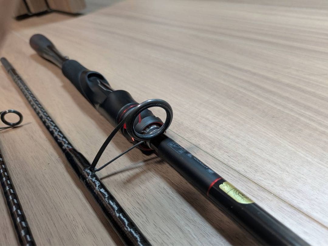 【美品】SHIMANO ゾディアス パックロッド S68ML-5