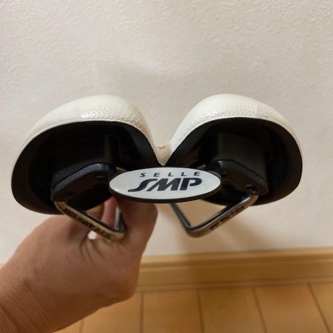 Selle SMP Hells ホワイトサドル E-Bike対応