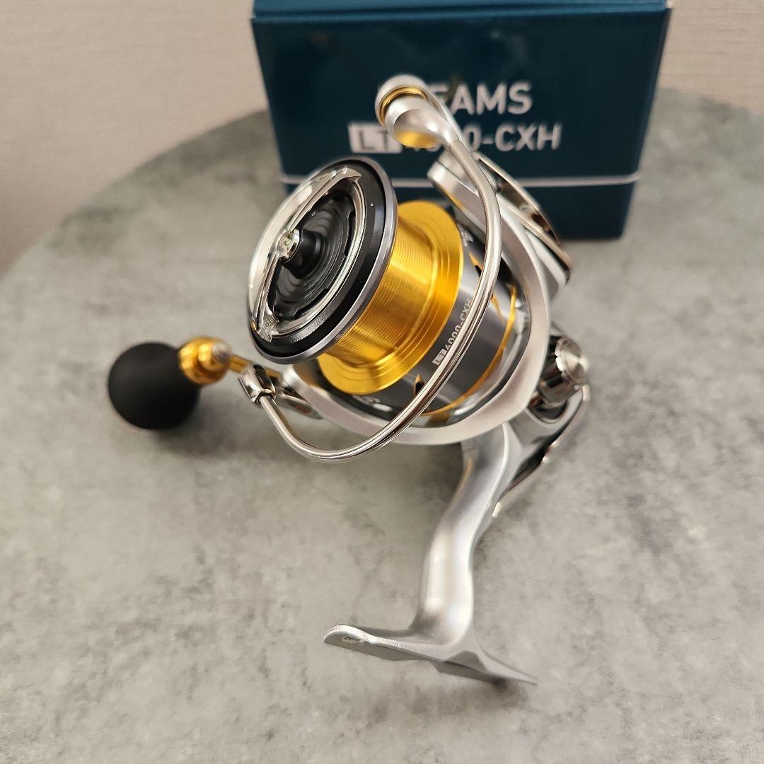 Daiwa 21 FREAMS LT 4000-CXH スピニングリール