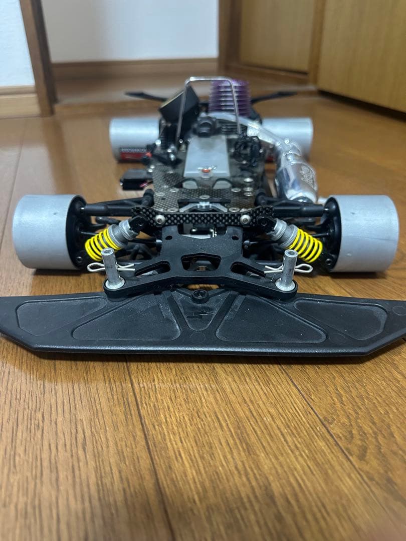 1/8サーパント950R 当時ハイエンドエンジンカー