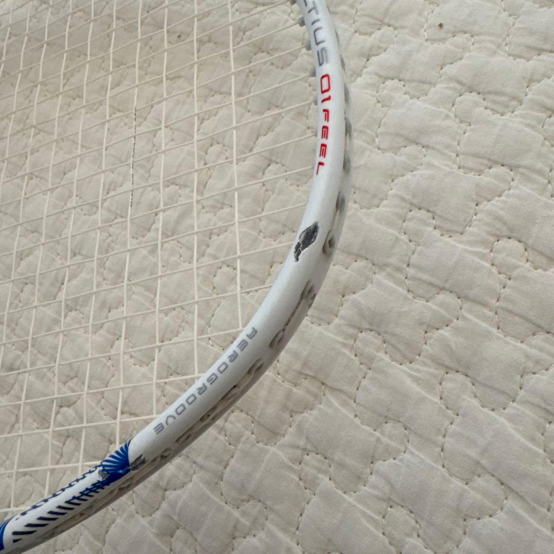 ミズノ　アルティウス01feelバドミントンラケット 2本セット 3u5