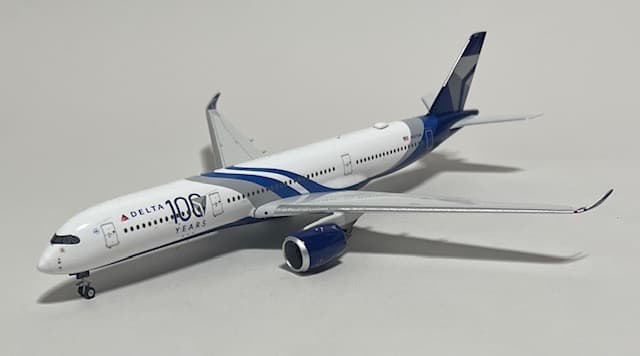 Delta A350-900 N527DN 100th ゆうちゃん