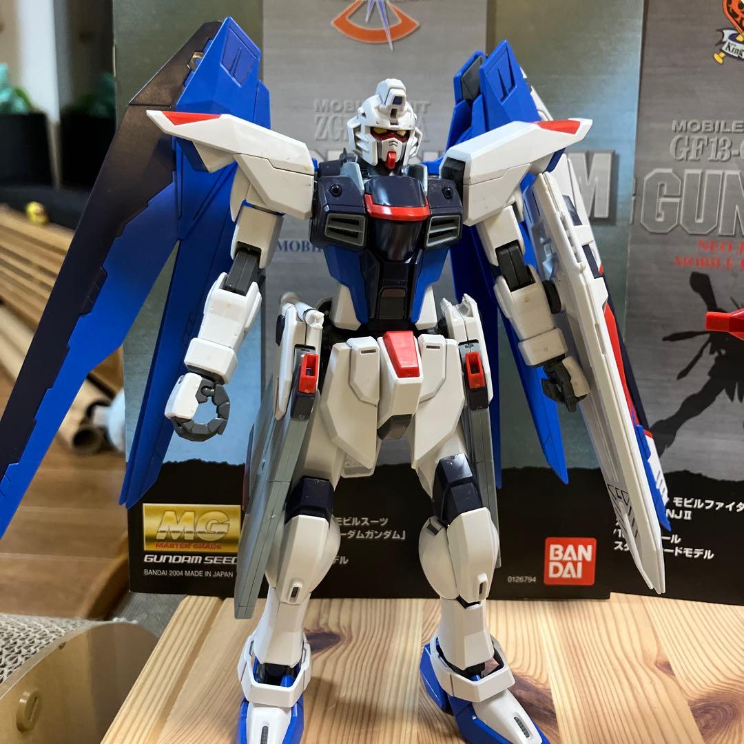 ジャンク ガンプラ MG ゴッドガンダム フリーダム　ダブルオークアンタ