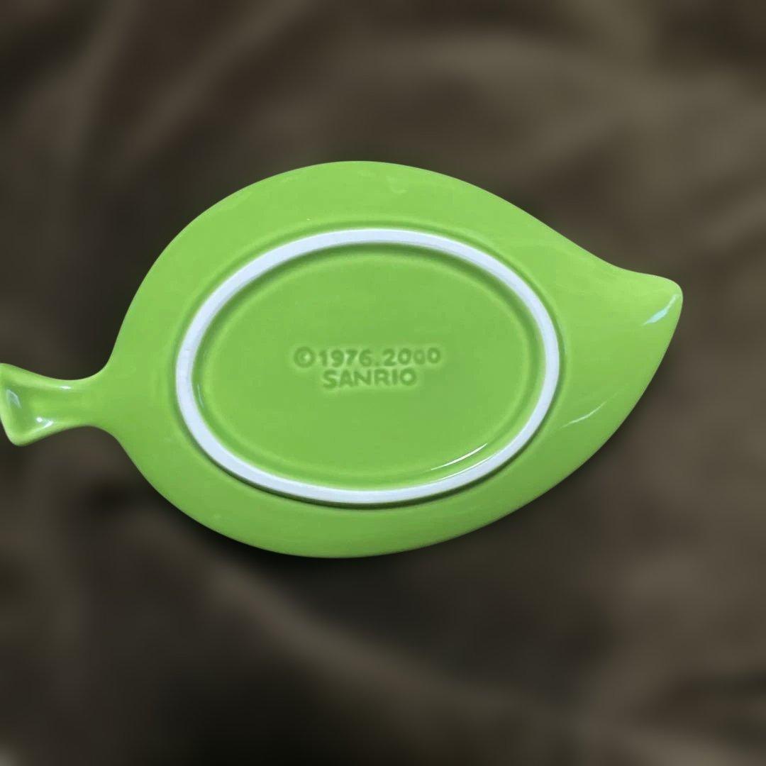 サンリオ、フェアリーキティ ☆陶器製小物入れ葉っぱ型☆激レア！