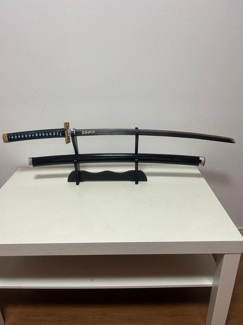 時透無一郎　日輪刀　コスプレ　金属　刀　剣　　国内100c 台座セット