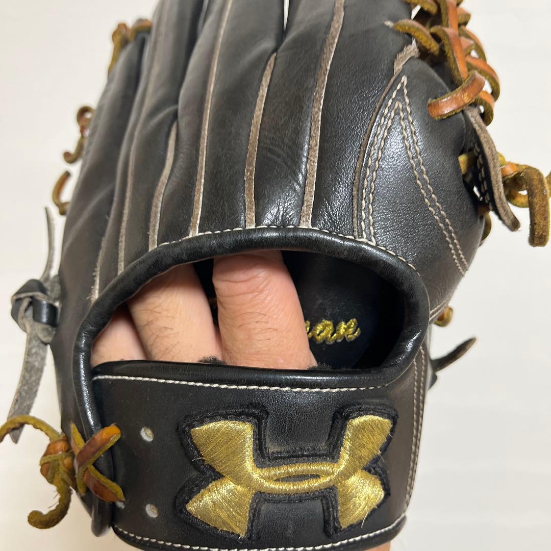 Under Armour 硬式野球外野手用グローブ
