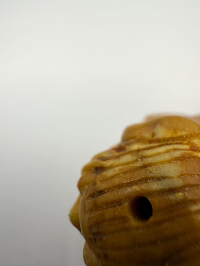 獅子の形状の彫刻オブジェ材質不明