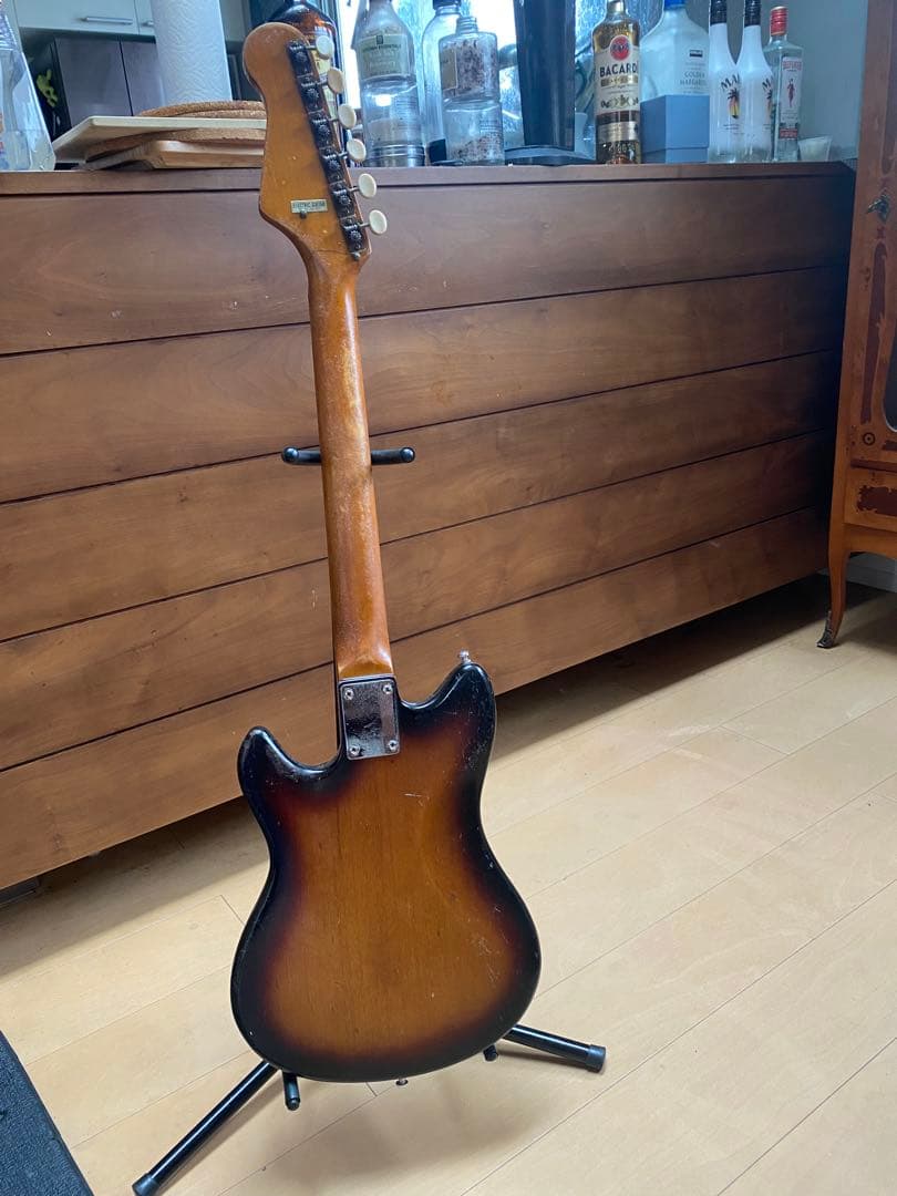 ゆうさん専用グヤトーンのエレキギター　LG-65T ジャンク