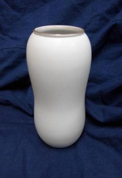 スウェーデンの５０年代を代表するスティグ・リンドベリの銀スクラッチの花瓶