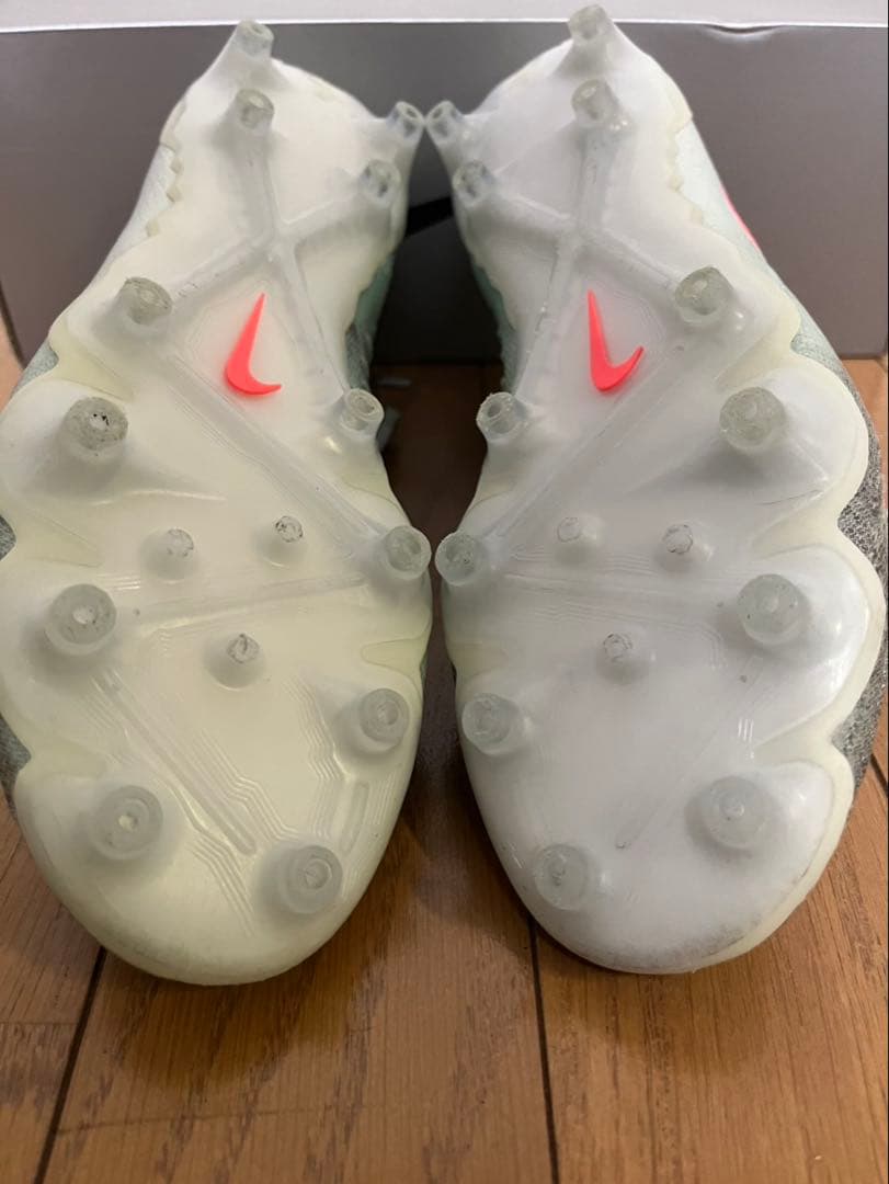 NIKE ファントム GX2 エリート AG-PRO 24.5cm