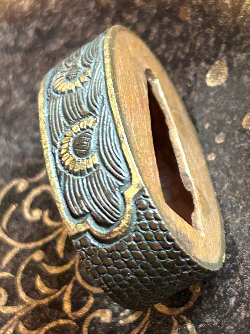 刀装具　波模様　武具　日本刀　骨董　アンティーク　コレクション