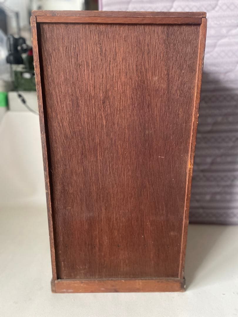 天然木 書類棚 古い ガラス製 摘み 小引き出し 8杯 小ぶり レターケース