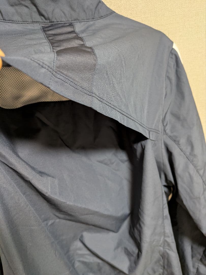 アンパスィ　ナイロンジャケット　レディースＬ