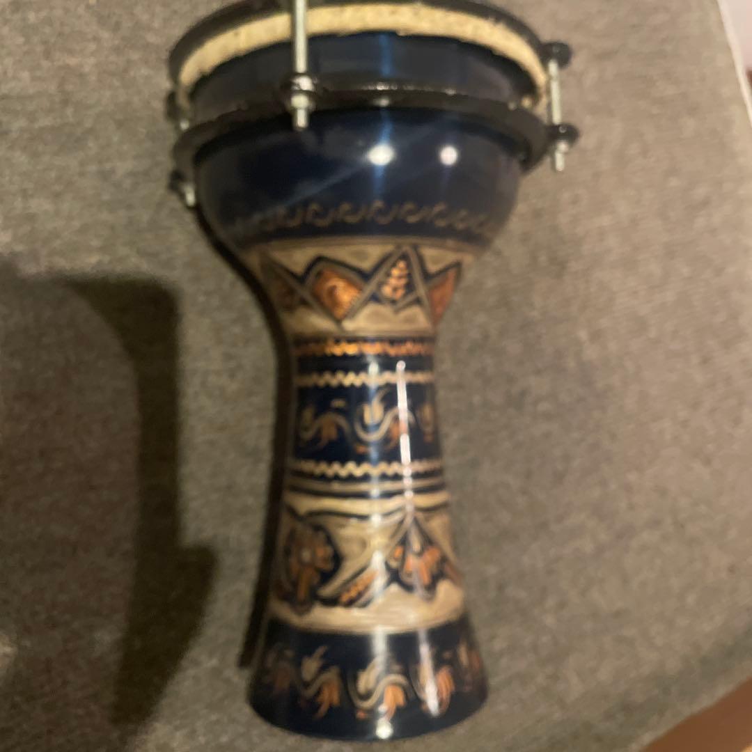 手描き装飾の陶器製楽器