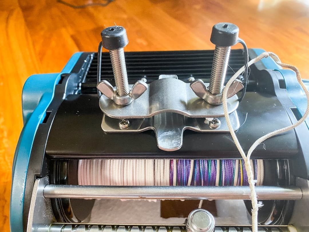 ミヤエポック電動リールSUS-18 24V仕様 中古