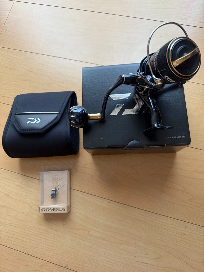 23ソルティガ 4000-XH ゴメクサスリールスタンド付