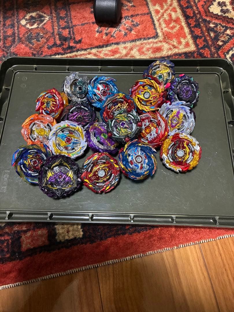 め*定様 ベイブレードバースト 引退品まとめ売り