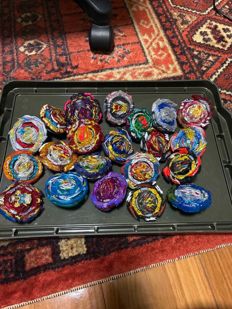 め*定様 ベイブレードバースト 引退品まとめ売り