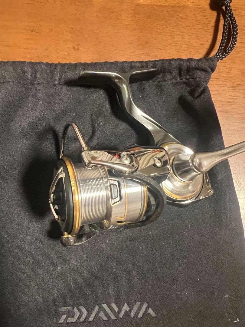 リール DAIWA 20 LUVIAS LT2500-XH