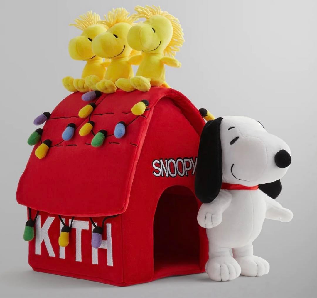 新品 Kith for Peanuts Snoopy Doghouse