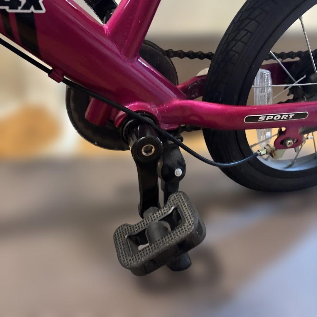 ストライダー 14x フューシャピンク