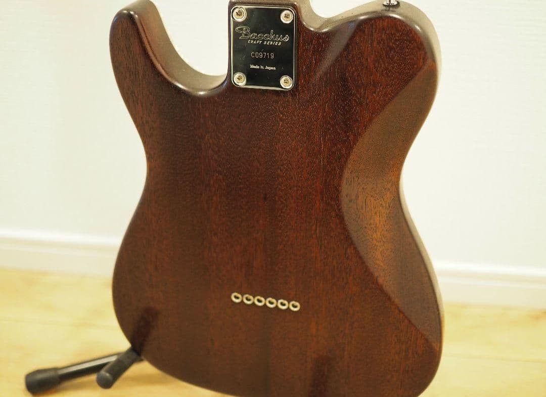 緊急特価　Bacchus Craftseries TACTICS-FM 国産