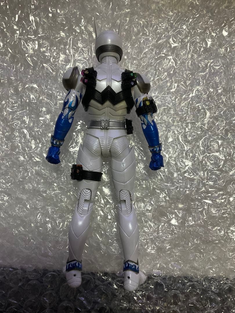 【ジャンク扱い】S.H.Figuarts 真骨彫製法 仮面ライダーエターナル