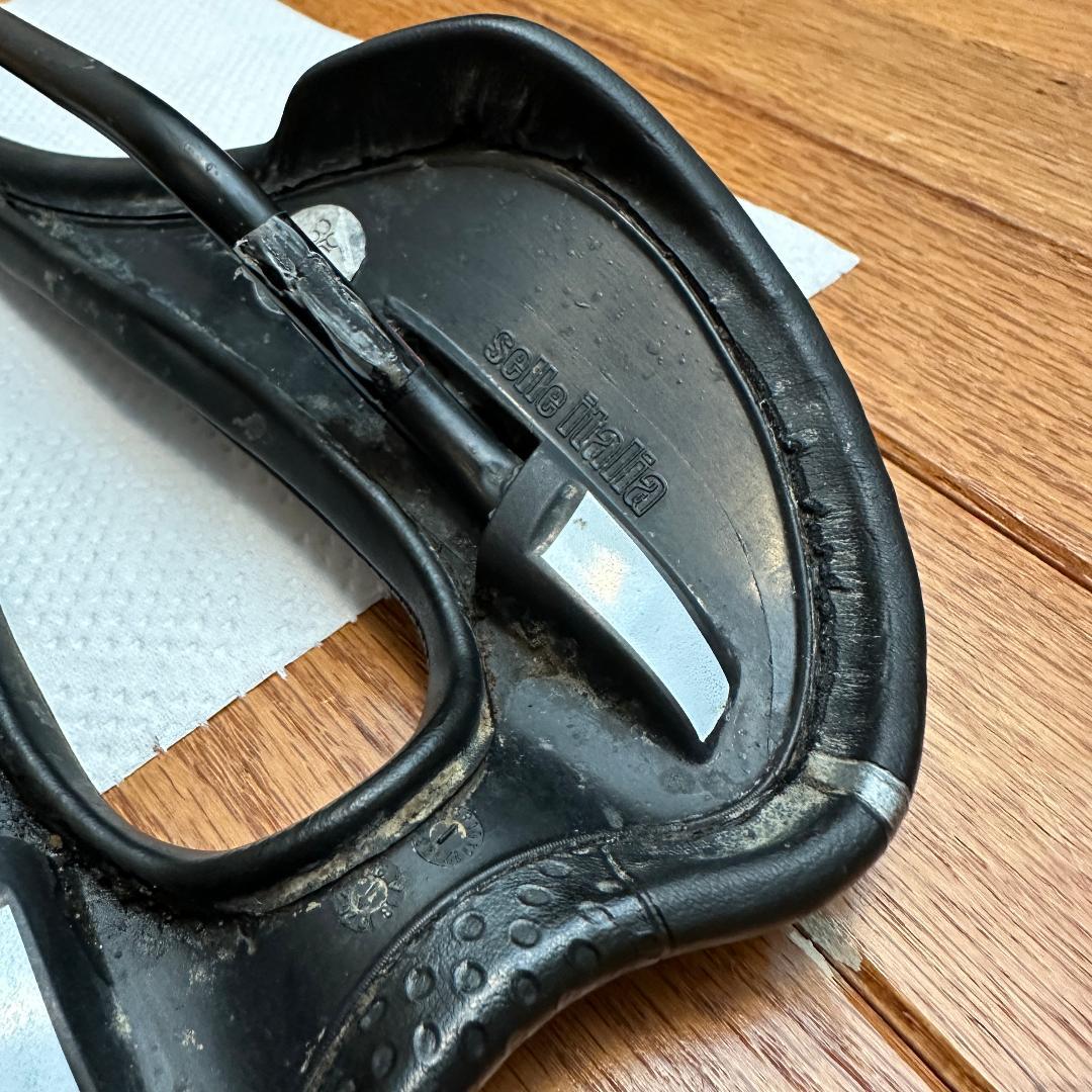 Selle Italia SLR Superflow 145mmサドル 中古 B