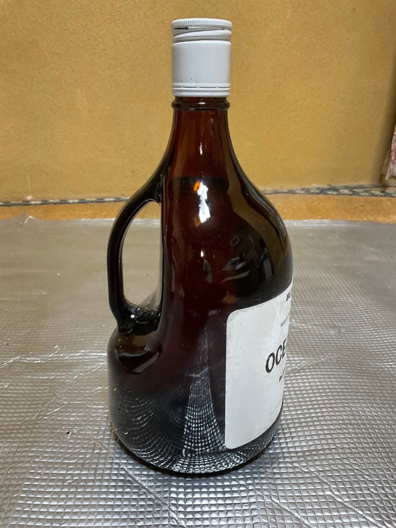 三楽・オーシャン・ウイスキー。ウイスキー二級　1920ml 37度【新品未開封】