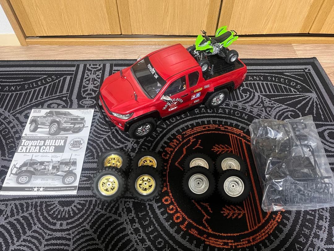 タミヤ ラジコン　RC CC-01 トヨタ　ハイラックス　色々セット付き
