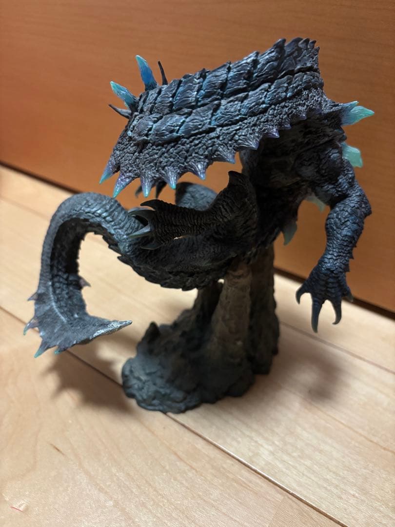 【箱無し・美品】ラギアクルス クリエイターズモデル フィギュア 希少種