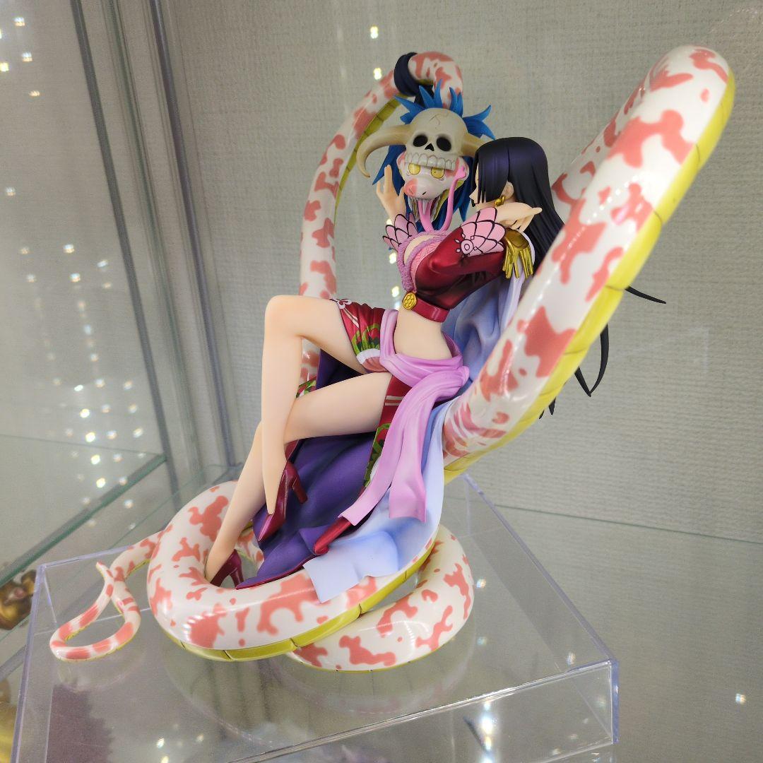 ワンピース　pop maximum ボア　ハンコック　フィギュア