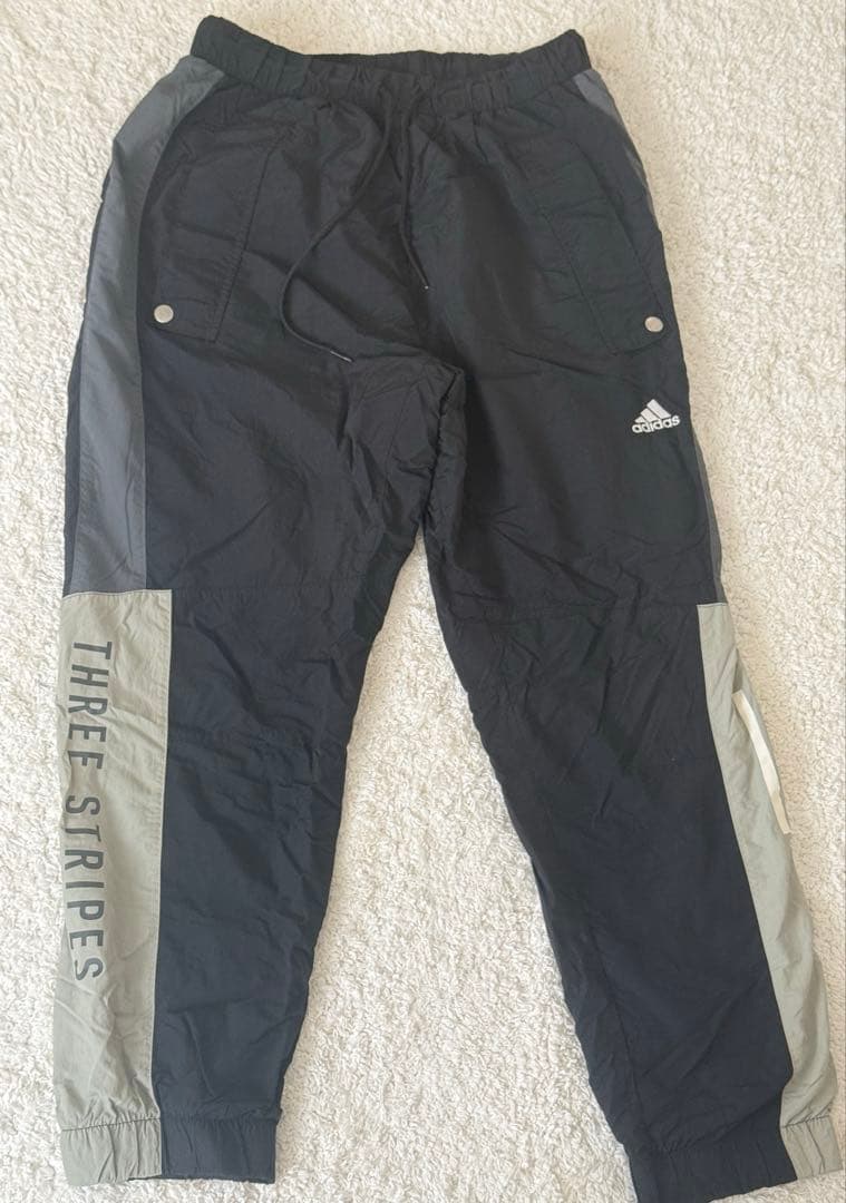 常田大希着用 adidas アディダス トラックパンツ