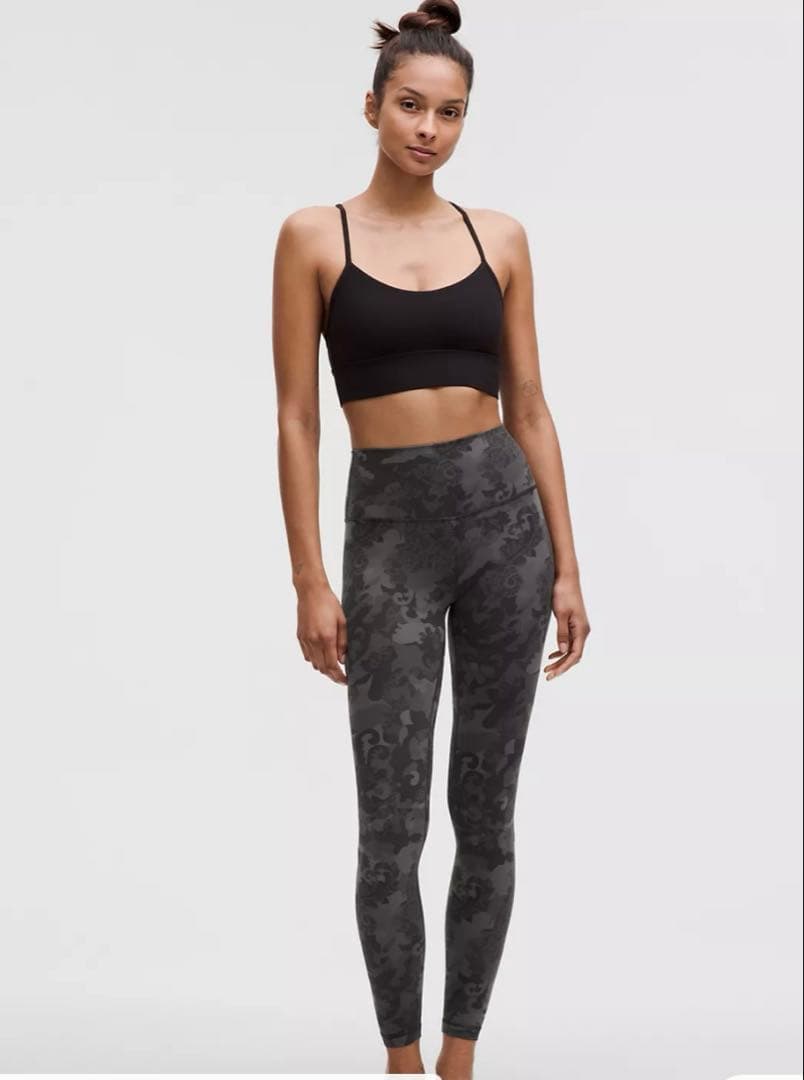 ルルレモン　ブラックカモフラージュ ヨガパンツ　サイズ4