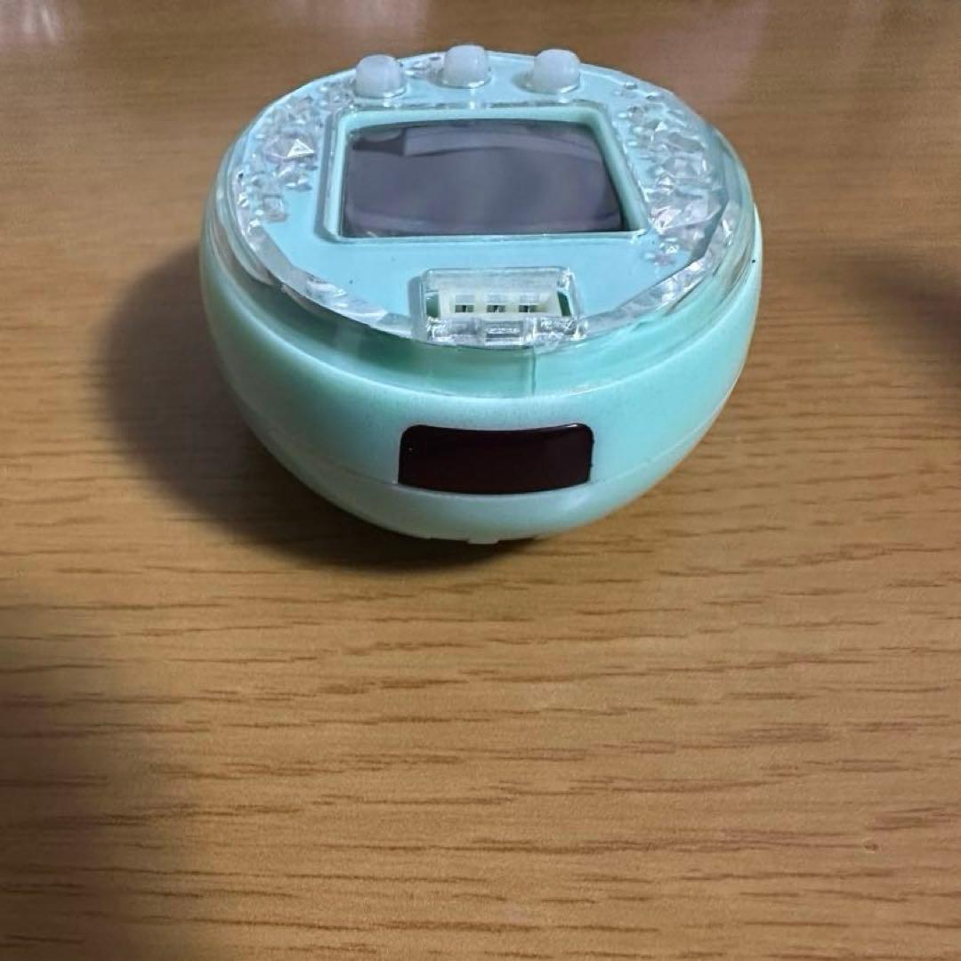 たまごっちピース Tamagotchi P's グリーン