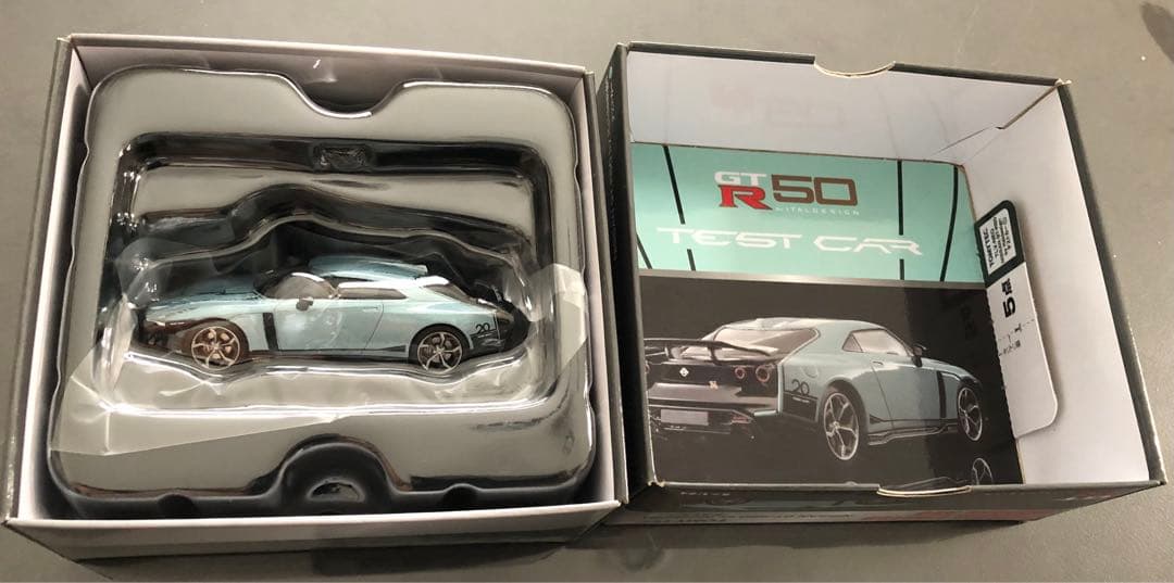 1/64 トミカリミテッドヴィンテージ ニッサン GT-R イタルデザイン 2台