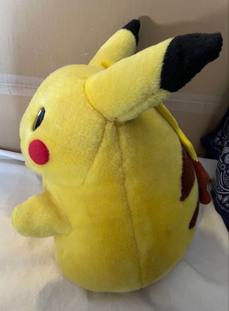 おまけ付き　ワケアリ　初期ピカチュウ　等身大　ぬいぐるみ　2体セット