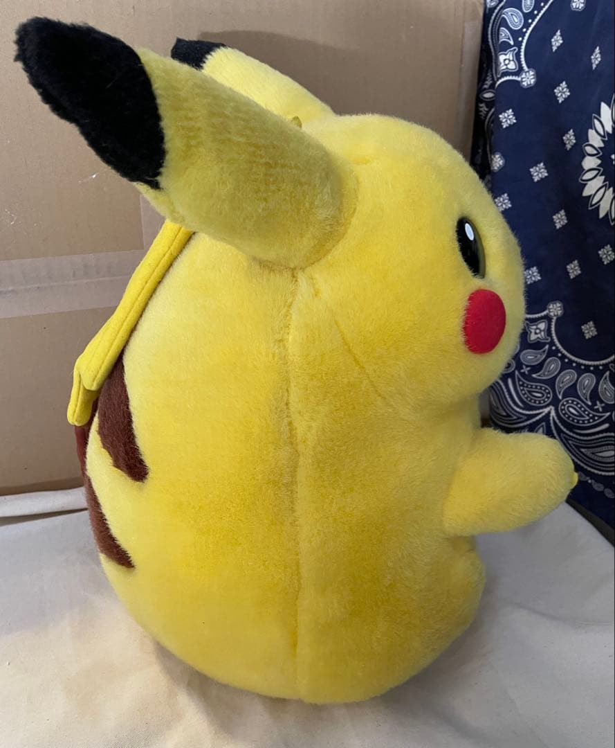 おまけ付き　ワケアリ　初期ピカチュウ　等身大　ぬいぐるみ　2体セット