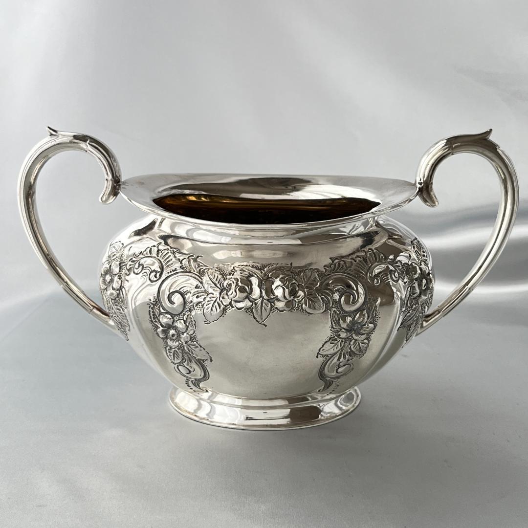 【Pinder Brothers】 ローズのティーセット 3点 薔薇のレリーフ